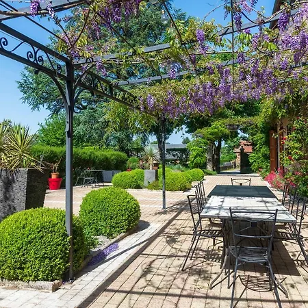 Le Clos D'albray- *